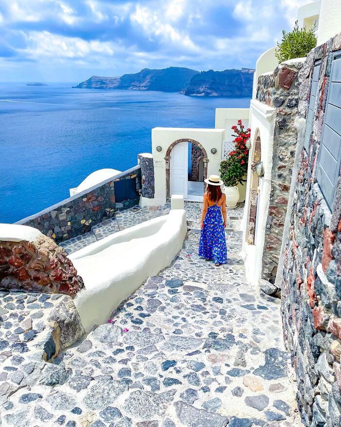 du lịch Santorini Hy Lạp đến làng Oia
