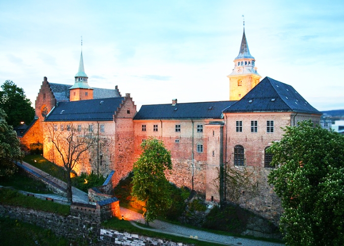 Du lịch Oslo Nauy  - Lâu đài Akershus là một lâu đài thời trung cổ ở thủ đô Oslo