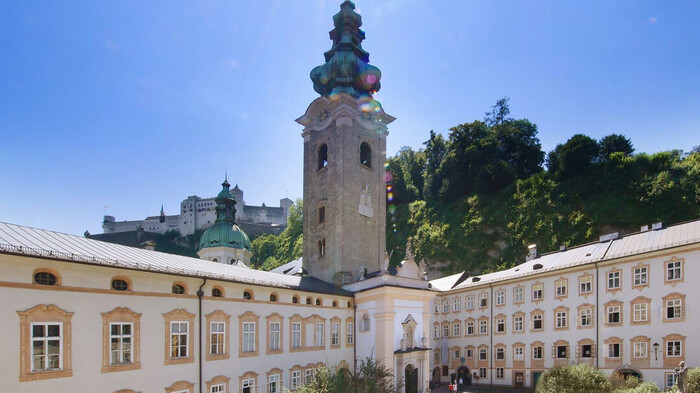  du lịch Salzburg Áo ghé thăm Tu viện Thánh Peter