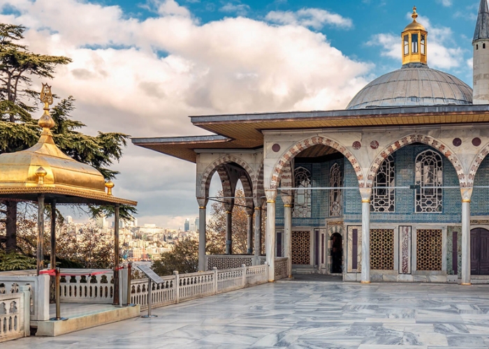 Giá tour Thổ Nhĩ Kỳ - Cung điện Topkapi một trong những kiến trúc độc đáo tại Thổ Nhĩ Kỳ