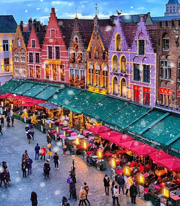 Kinh nghiệm du lịch pháp bỉ hà lan đức - Không khí nhộn nhịp tại đường phố của Bỉ