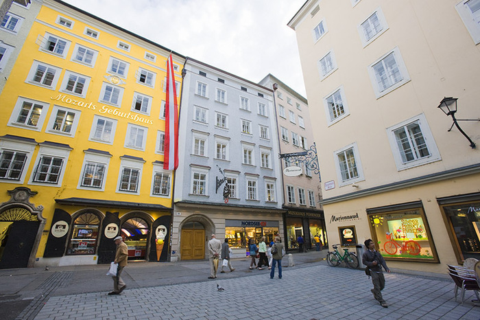  du lịch Salzburg Áo chiêm ngưỡng ngôi nhà Mozart