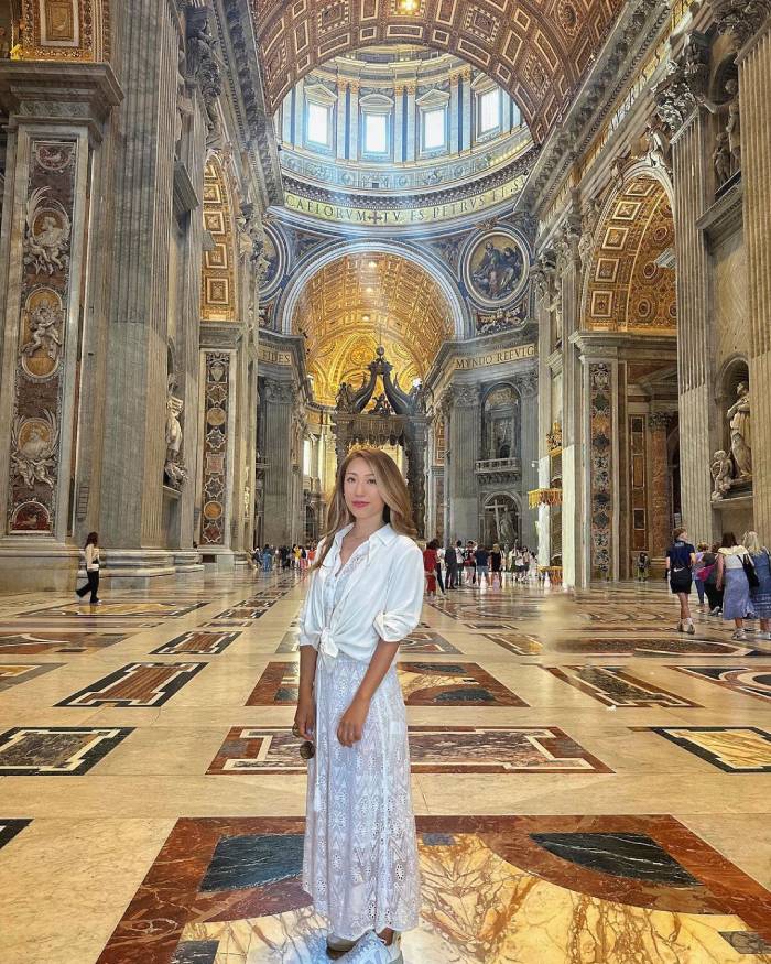 Tham quan Vatican City khi thực hiện tour Ý 7 ngày
