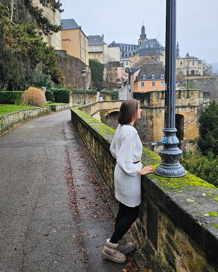 Ghé thăm Lâu đài Vianden khi du lịch Luxembourg vào mùa xuân