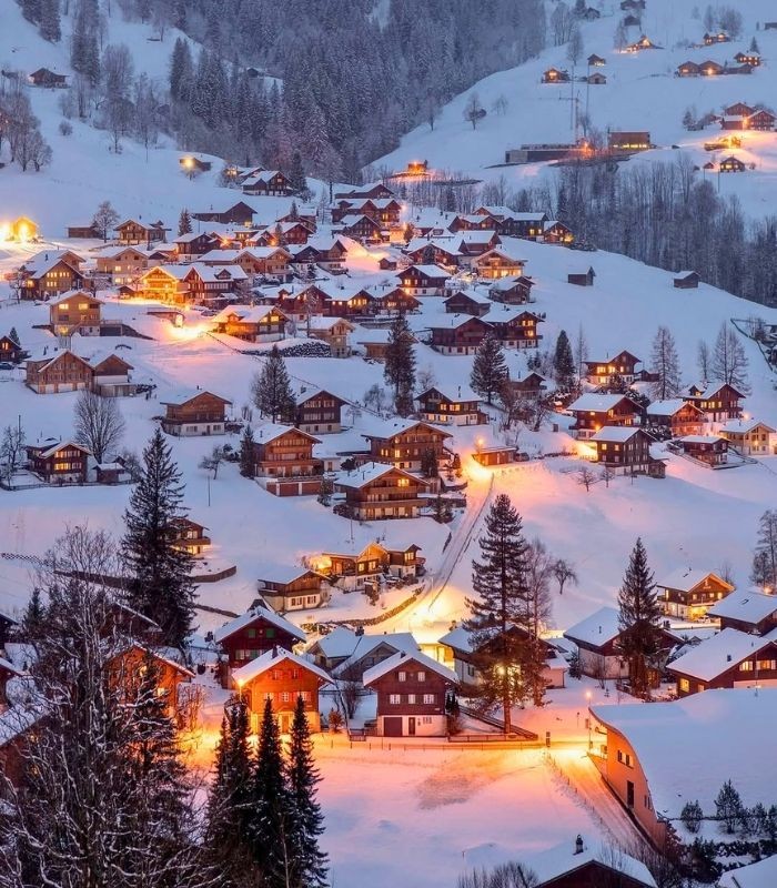 Grindelwald là thị trấn cổ tích nổi tiếng của Thụy Sĩ