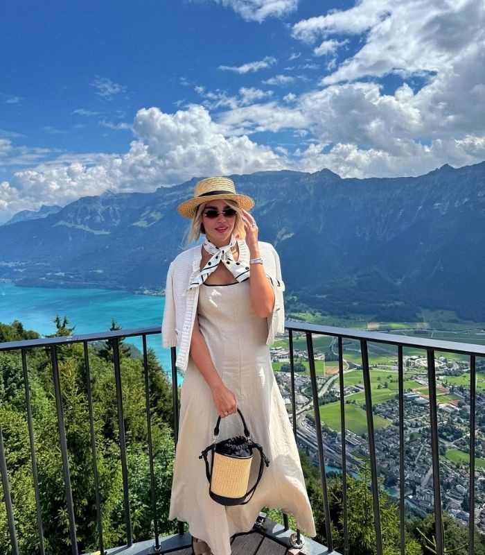 Ngôi làng cổ tích đẹp nhất Thụy Sĩ - Interlaken