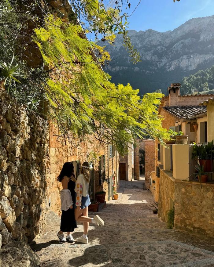 Mallorca điểm du lịch Châu Âu mùa xuân 