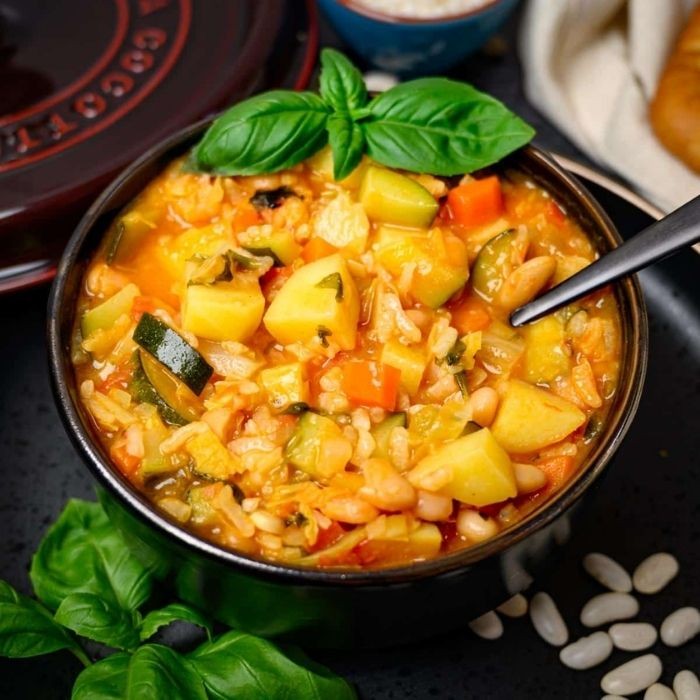 Món ăn ngon tại Milan - Minestrone alla Milanese