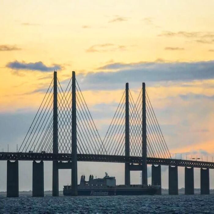 Cầu Oresund nối thành phố Malmo Thụy Điển và Đan Mạch