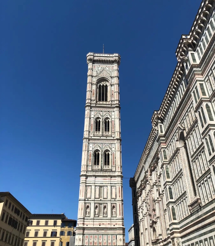 Nhà thờ chính tòa Florence nước Ý - Tháp chuông Giotto là một trong những địa danh mang tính biểu tượng nhất của Florence