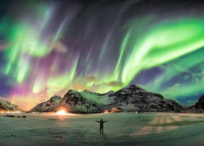 Tháng săn cực quang dễ nhất tại Iceland
