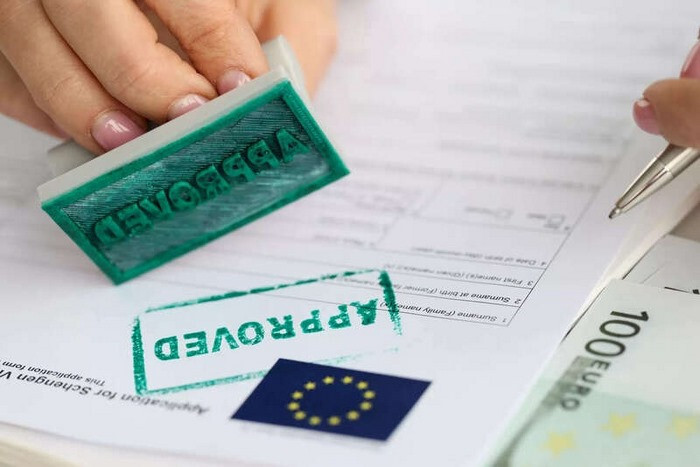 Liên hệ EU Travel khi xin Visa Châu Âu Schengen
