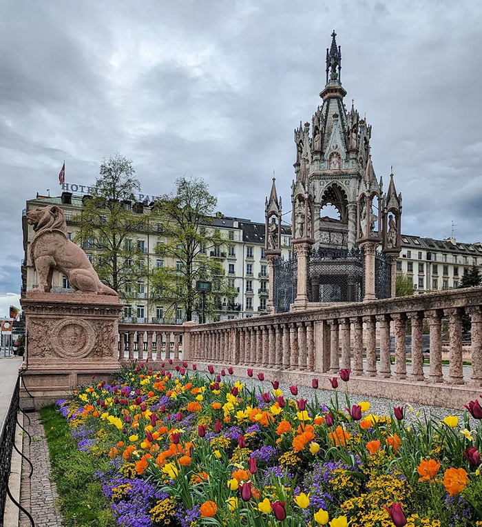 Nhà thờ Saint Peter tại thành phố Geneva Thụy Sĩ