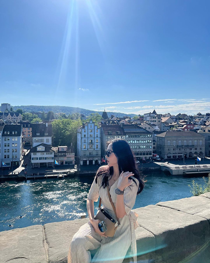 Hồ Zurich tại thành phố Zurich Thụy Sĩ xinh đẹp