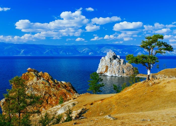 Hồ Baikal là hồ nước ngọt sâu nhất thế giới 