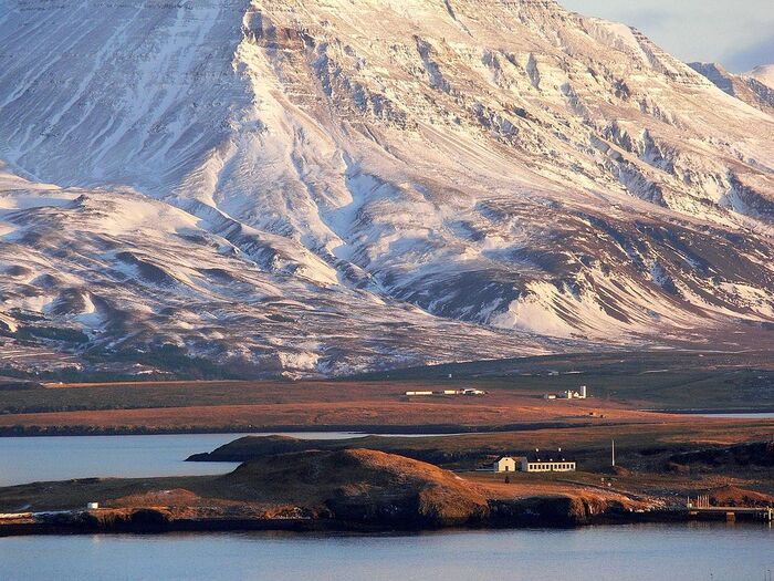 Khám phá Viðey Island khi du lịch Reykjavik Iceland