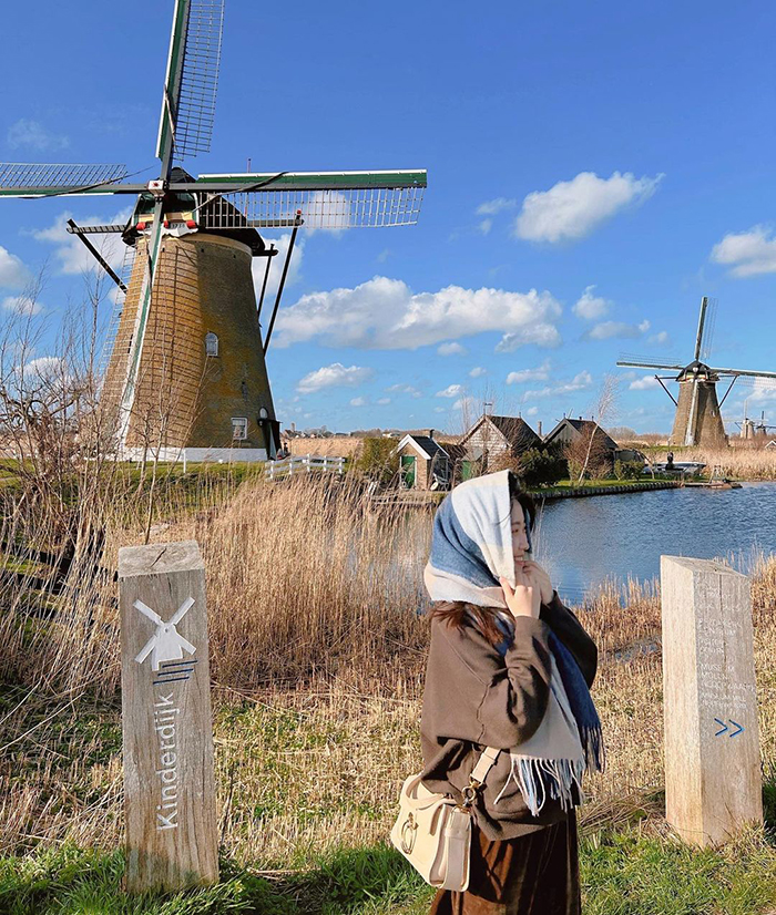 Nhà thờ Kinderdijk tại làng Kinderdijk Hà Lan