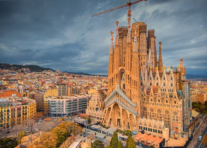 Thời gian xây dựng Nhà thờ Sagrada Família Tây Ban Nha