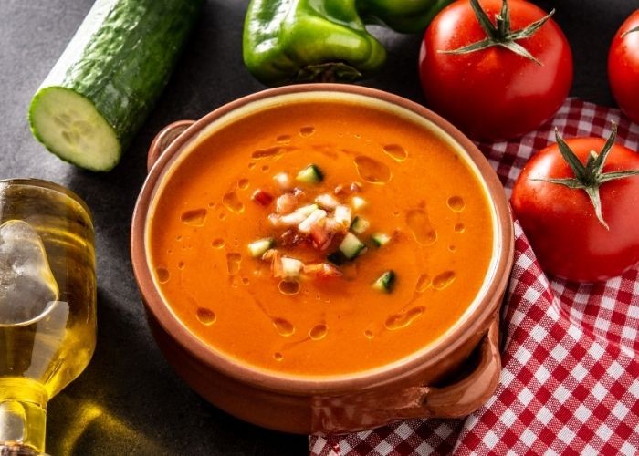 Món ăn ngon tại Tây Ban Nha - Súp cà chua lạnh (Gazpacho & Salmorejo)