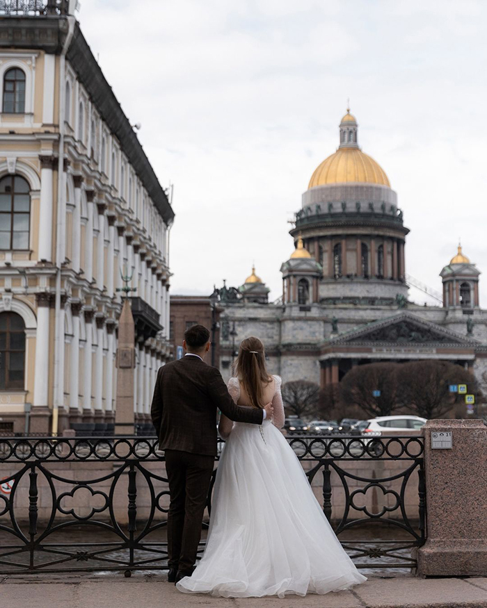 Cung điện mùa đông tại thành phố Saint Petersburg Nga