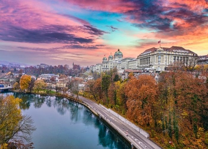 Địa điểm du lịch Thụy Sĩ mùa thu - Thủ đô Bern