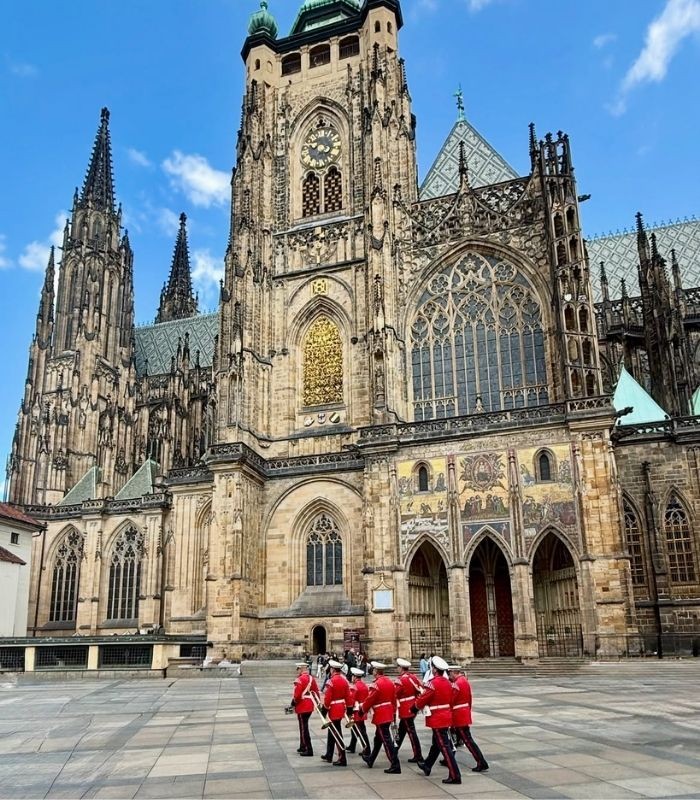 Giờ mở cửa tham quan Lâu đài Praha Séc