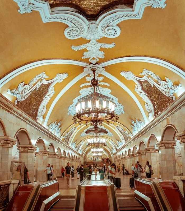 Kiến trúc của Ga tàu điện ngầm Moscow Nga