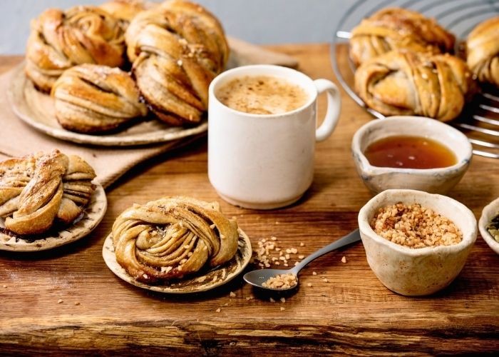 Món ăn nổi tiếng tại Thụy Điển - Bánh cuộn quế Kanelbulle