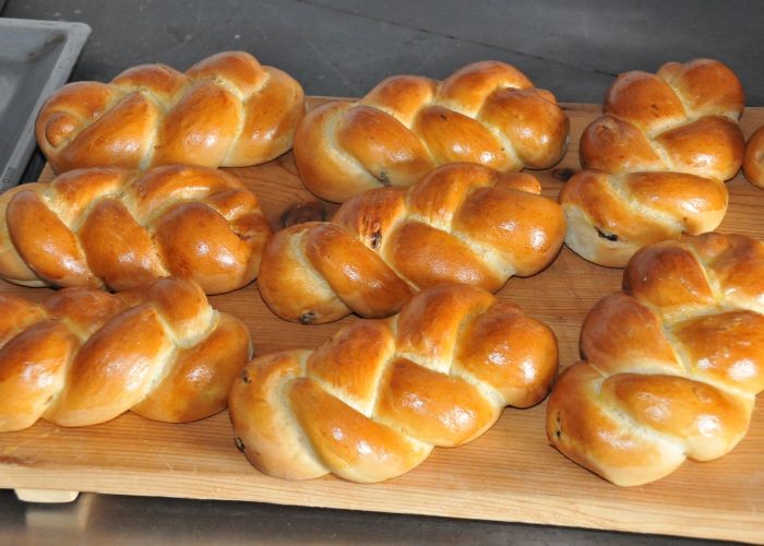 Món ăn ngon Thụy Sĩ - Bánh mỳ bơ Zopf