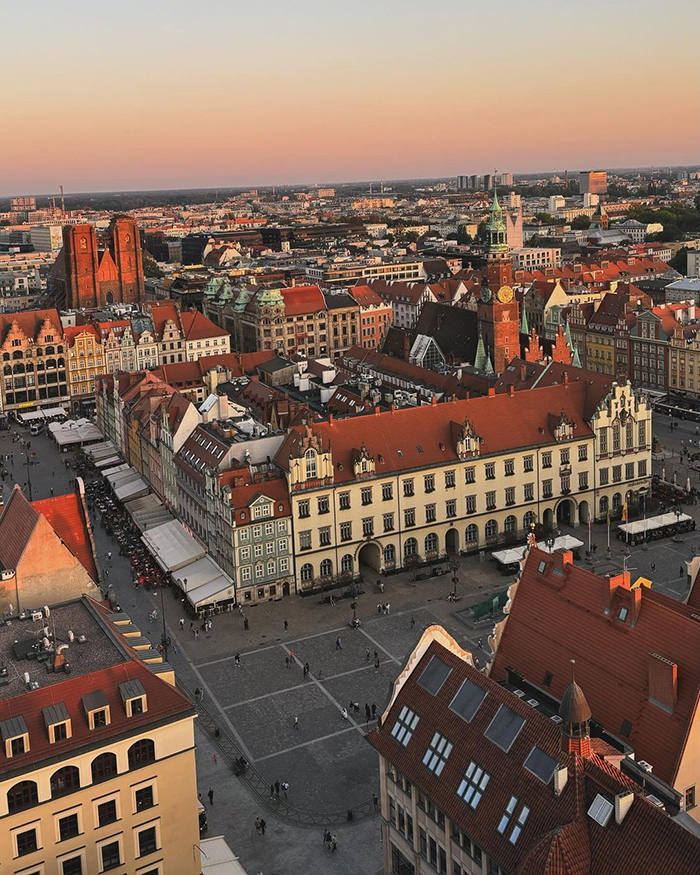 Thư viện Quốc gia Wroclaw tại thành phố Wroclaw Ba Lan