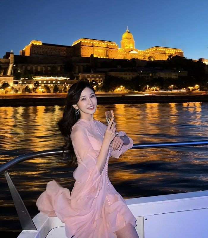 Phương tiện di chuyển tại Hungary - Du thuyền trên sông Danube