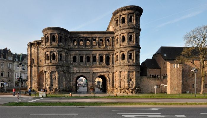 Khám phá nét cổ kính với kiến trúc La Mã độc đáo ở Trier.- Địa điểm du lịch châu âu