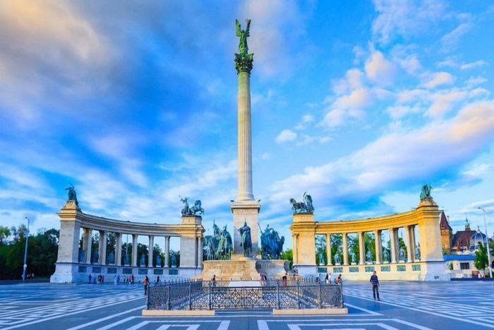 Budapest thành phố lý tưởng bạn không nên bỏ qua khi đến Châu Âu.- du lịch châu âu nước nào rẻ nhất