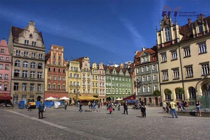 Ba Lan là một quốc gia giàu văn hóa ở Đông Âu giúp bạn có trải nghiệm lý tưởng nhất. - du lịch châu âu nước nào rẻ nhất