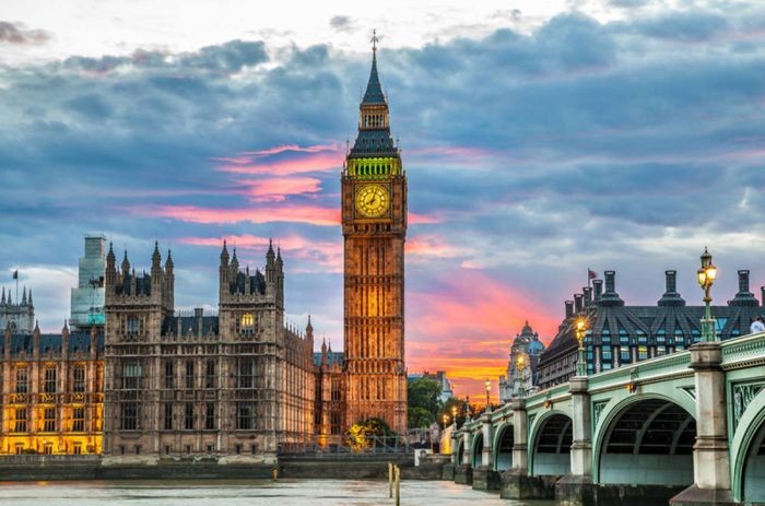 Thủ đô London của nước Anh luôn cuốn hút mọi du khách. - địa điểm du lịch Anh