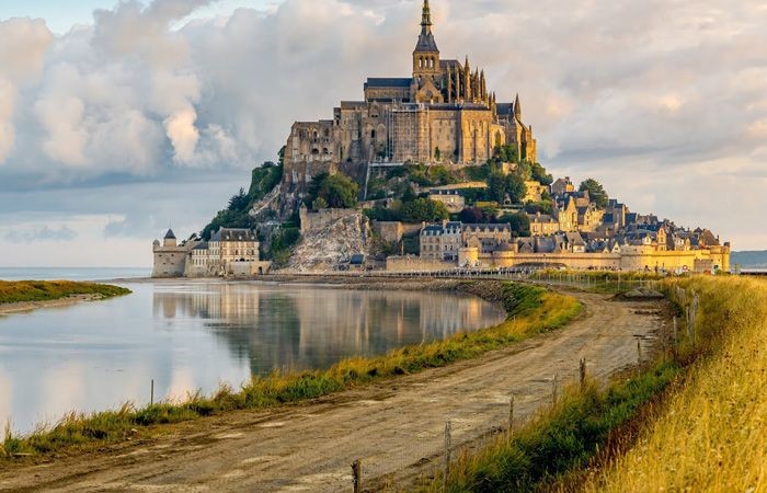 Đảo Mont Saint - Michel xinh đẹp - Địa điểm du lịch Pháp