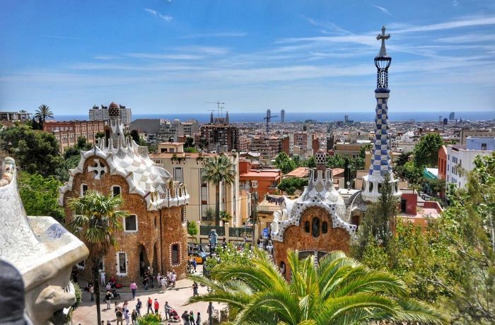 Barcelona - Thành phố đáng sống nhất Châu âu - du lịch châu Âu tháng 10