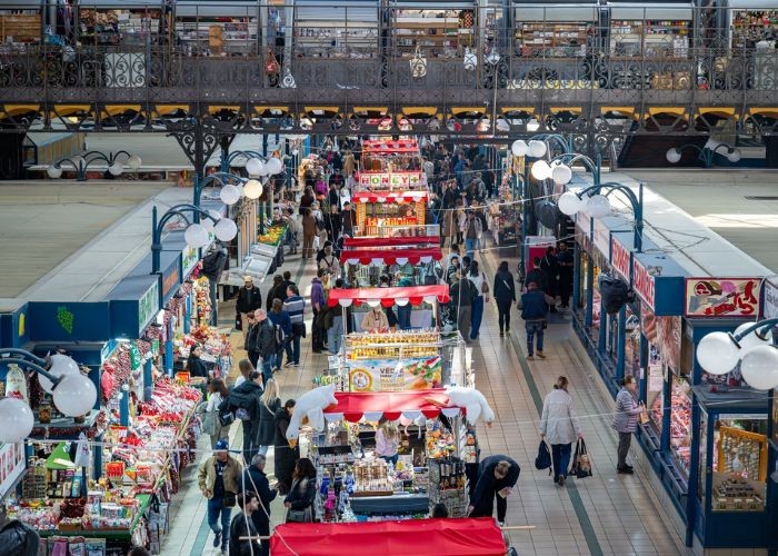Địa điểm ăn uống tại Hungary Khu Chợ Lớn Budapest