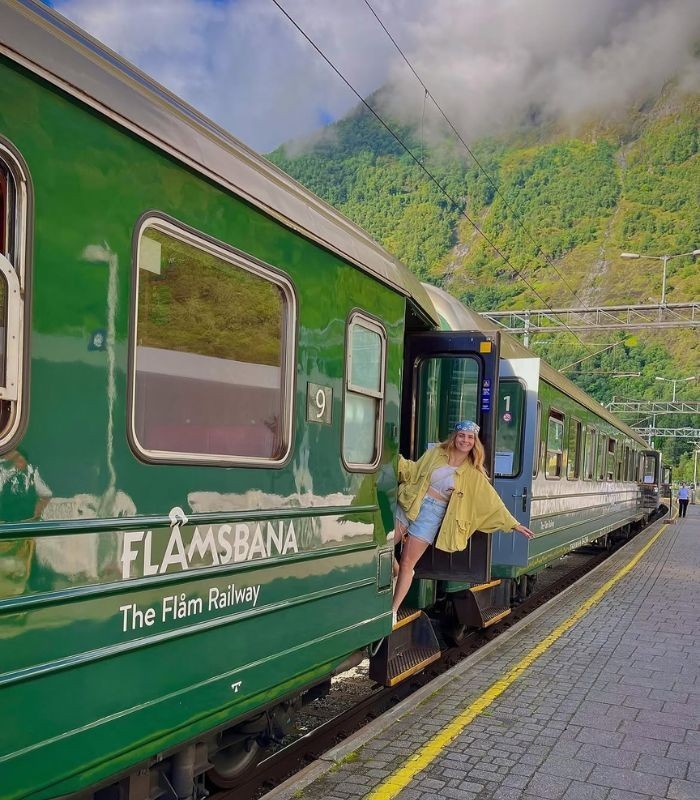 Địa điểm du lịch Na Uy Làng cổ Flåm