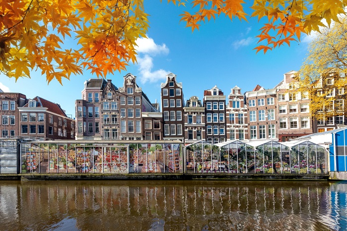 Lịch trình du lịch Amsterdam 1 ngày - Tham quan Chợ hoa nổi (Bloemenmarkt)