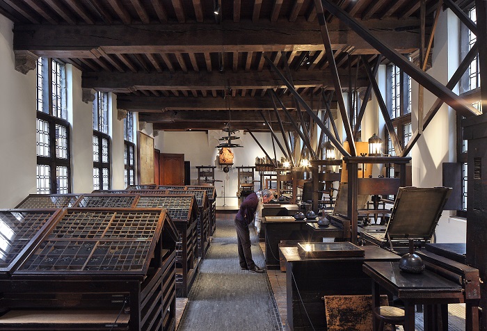 Bảo tàng máy in Plantin-Moretus là một trong những điểm đến hấp dẫn nhất mà bạn không thể bỏ qua khi du lịch Antwerp Bỉ