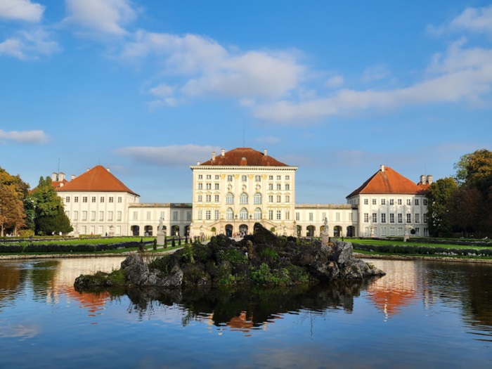 Cung điện Nymphenburg địa điểm du lịch Munich bạn không thể bỏ qua
