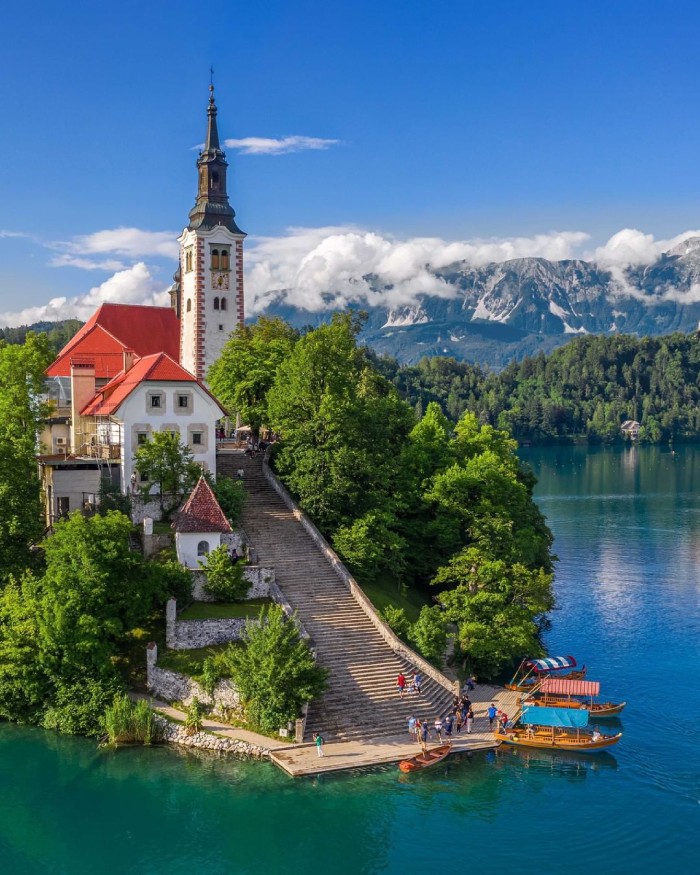 hồ Bled Slovenia với lâu đài sang trọng