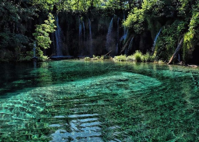 Mỗi con thác tại khu du lịch công viên quốc gia hồ Plitvice Croatia đều có vẻ đẹp riêng