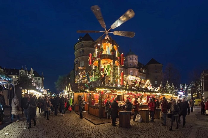 Chợ Giáng sinh Stuttgart: chợ Giáng sinh ở Đức đẹp nhất mà bạn không thể bỏ qua