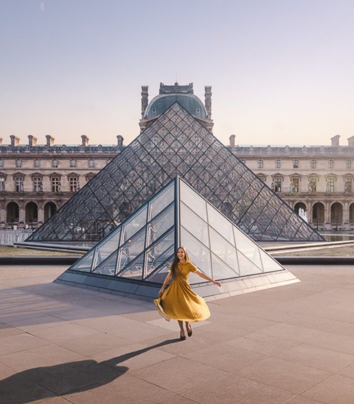 Tour Pháp 5 ngày - Bảo tàng Louvre là một địa điểm thu hút du khách