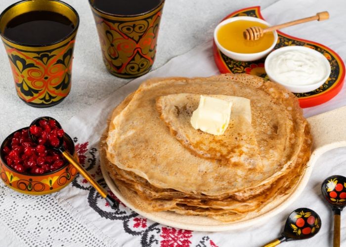 Món ăn ngon tại Nga - Bánh Blini