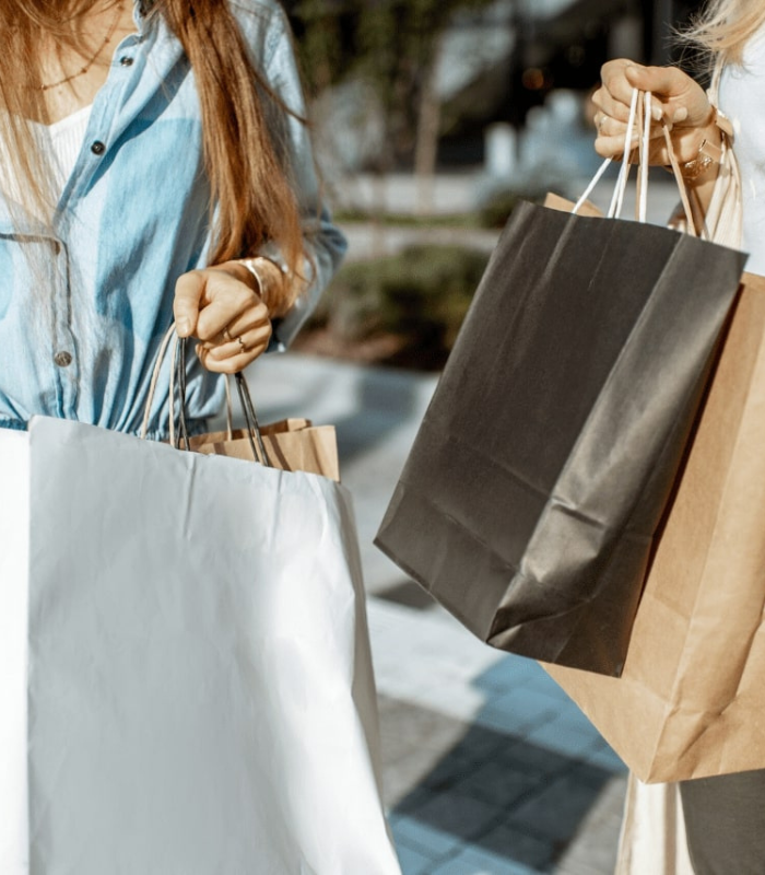 Cuối năm là thời điểm nhiều thương hiệu tại Pháp đồng loạt giảm giá