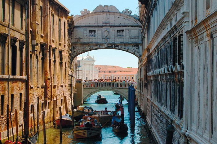Bridge of Sighs - Cầu Than thở (Ponte dei Sospiri)