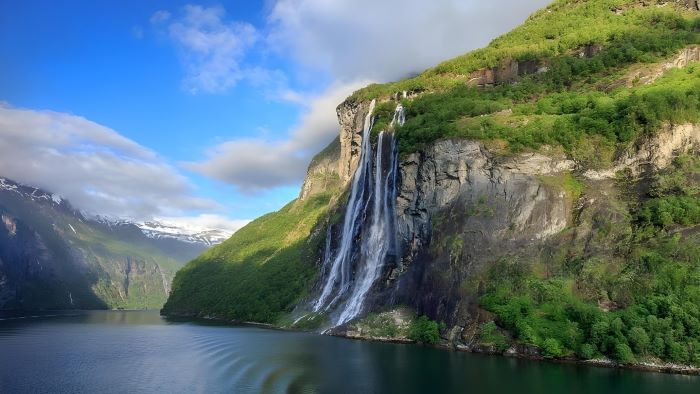 Cảnh đẹp kỳ vĩ ở vịnh Geiranger